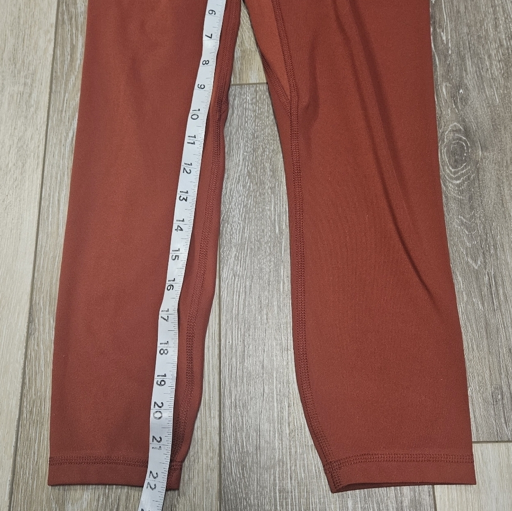 Under Armour Fitted High Rise Ankle Leggings Burnt Orange Women's Small Active - Picture 3 of 9